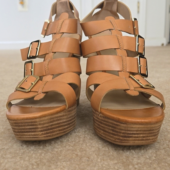 NEW! Colin Stuart | Victoria's Secret Platform Nude Wedge Gladiator Sandal (9) - Picture 4 of 8